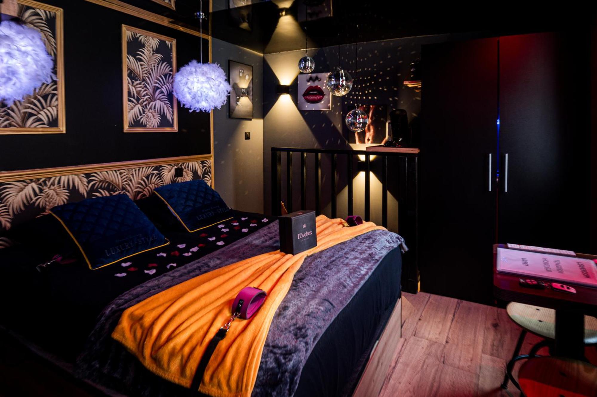 Loveroom Sauna, Balneo, Parking Prive Dans Le Centre De Honfleur Ruang foto